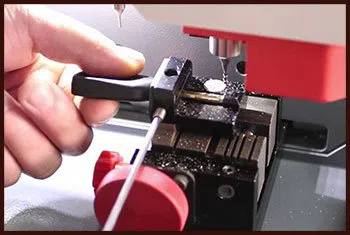 Usa Locksmith Service Seattle, WA 206-886-3865 - 11-key-cutting